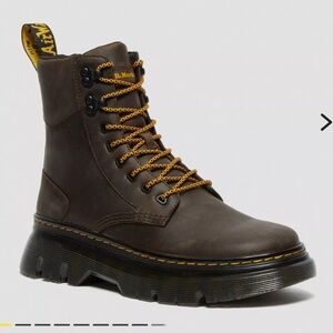 Dr. Martens TARIK CRAZY HORSE LEATHER UTILITY BOOTS - W7 / M6